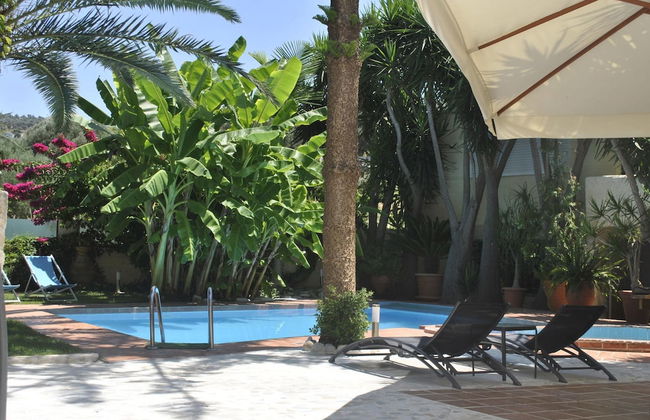 Attractive Greek House with Private Pool near Sea & City Center - Foto 25