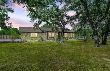 Hot Tub Pool + Firepit + Gameroom ~ Guesthouse - Foto 24