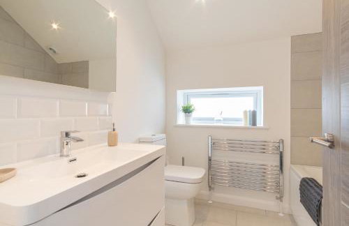 Snowdon Holiday Let, brand new home in the heart of Llanberis - Photo 8