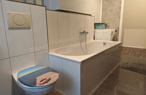 Work and Stay Lüdenscheid 8 Betten 4 Schlafzimmer 2 Duschen mit Billiard und Beamer - Foto 54