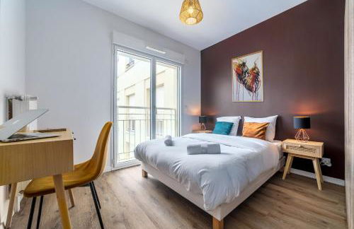 Chic & Cosy - Private Parking - Between Paris & DisneyLand - 5min TrainStation, Big Mall - Foto 5