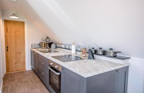 Geoff's Rest at Pond Hall Farm in Hadleigh with Private Hot Tub - Foto 12