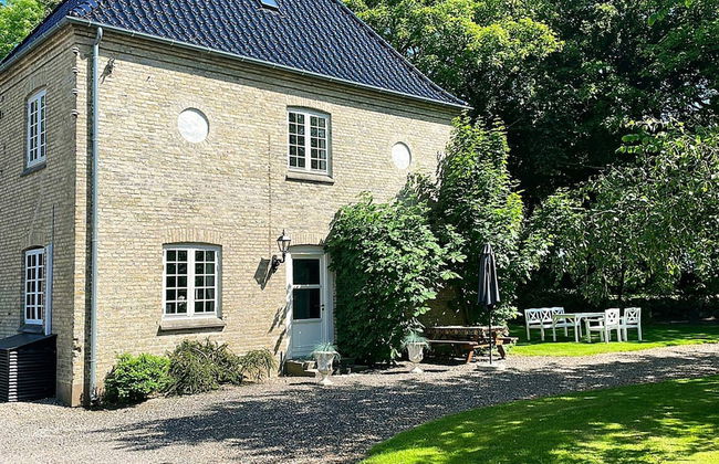 Historic Water Tower Retreat-by Traum - Photo 19