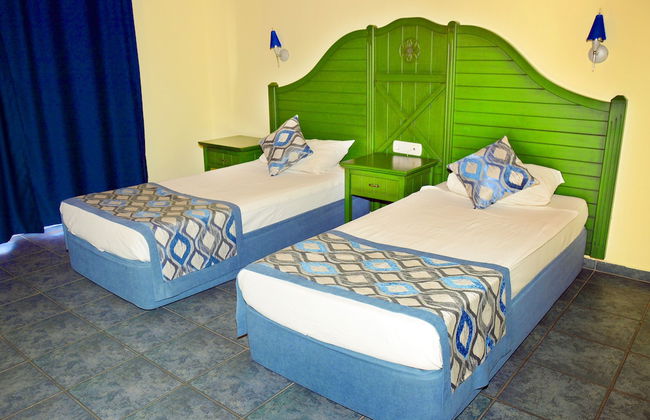 Sunway Apart Hotel - Photo 3