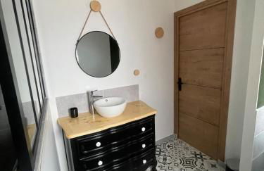 Gîte Ancien Atelier - chemin de halage - Foto 9