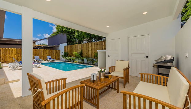 Brand NEW Private Pool King Beds Palmbeach - Foto 3, Habitación