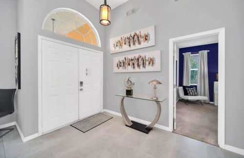 New 5 bedroom Disney Sanctuary - Photo 11