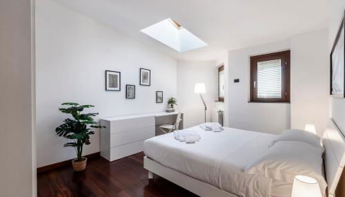 StayEasy Sesia5 - 4 Bedrooms Penthouse, 2 baths - Foto 3