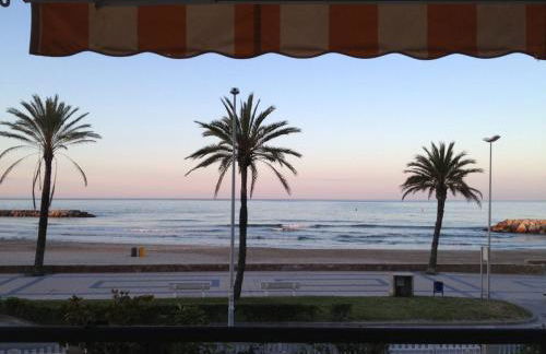 Apartamento Primera Linea de Mar, Cunit - Foto 2