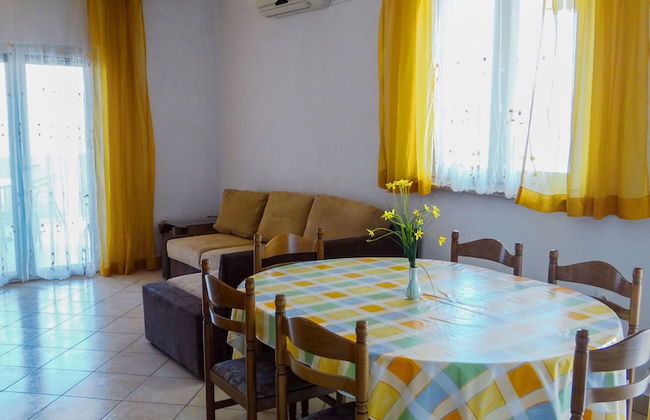 Beautiful Coastline View Apartment a4 - Photo 10