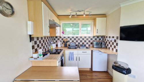 169 Broadside Holiday Chalet near Broads & Beaches - Foto 4