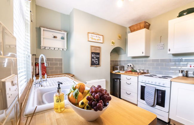 Seaside Snug - Photo 14