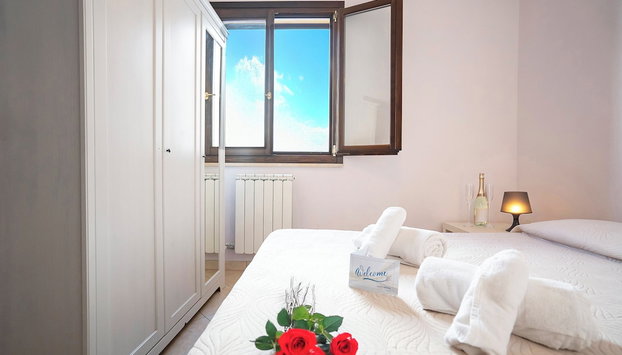 Casa Pascoli Near Sandy Beach - Happy Rentals - Foto 3, Habitación