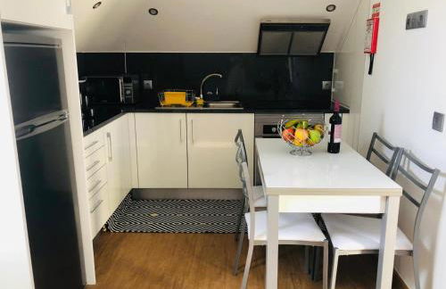 Casas do Baleeiro - Whaler's Houses - Photo 30