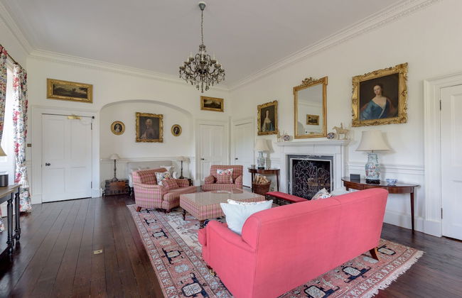 JOIVY Gilmerton House - Historic Scottish Mansion - Foto 39