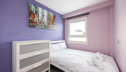 GuestReady - Modern home near Craigmillar area - Foto 3