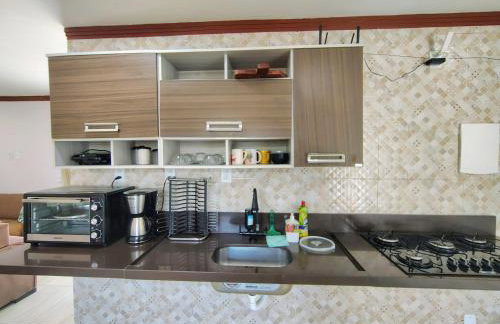 Refúgio Guarajuba, 50m da Praia, Piscina, Recarga EV, área gourmet, churrasqueira - Foto 26