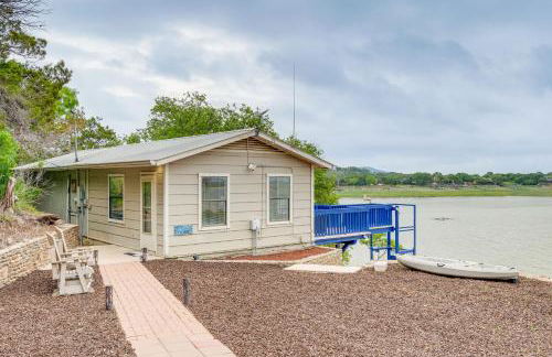 Waterfront Lake Buchanan Cottage with Kayaks! - Foto 25