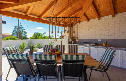 4 Bedroom Cozy Home In Marcana - Foto 11