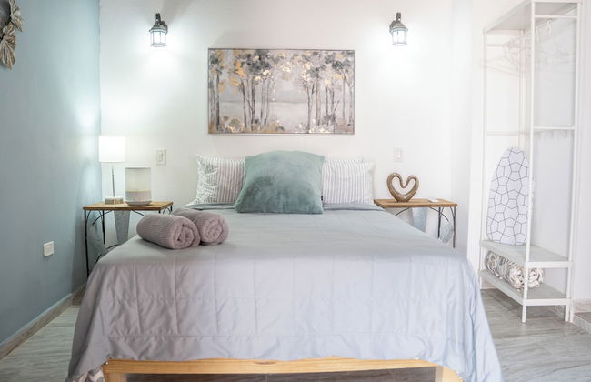 Hugo's Rental - Photo 10