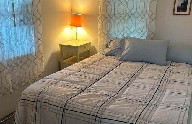 Close Call - Photo 3