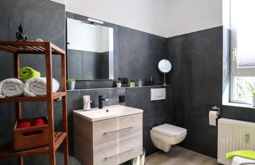 MD-8 Kleiststrasse 4 - Zentral nur 5min bis zur Innenstadt - 2Schlafzimmer-Smart TV-Badewanne-Innenhoflage - Photo 2