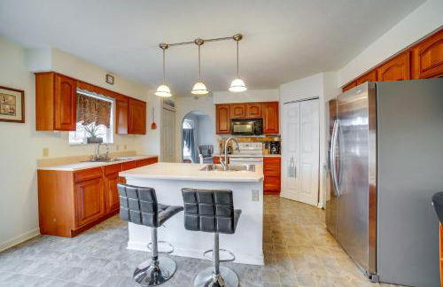 Fireside Gatherings Pet-Friendly Apollo Home - Photo 9