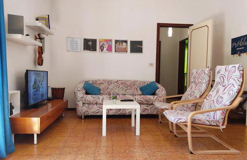 Oroblu. Villetta singola a 50 metri dal mare - Foto 23