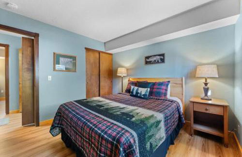 Bristol's Edge - Photo 19