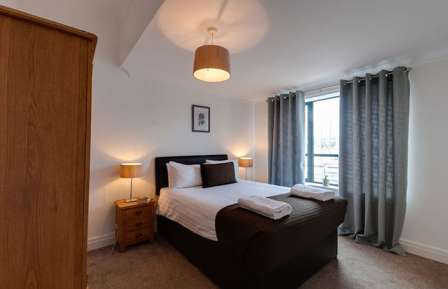 Base Serviced Apartments - The Docks - Photo 4
