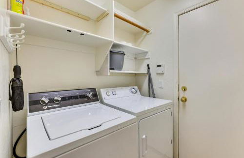 Pool, Game Room! Family-Friendly Surprise Retreat - Foto 10