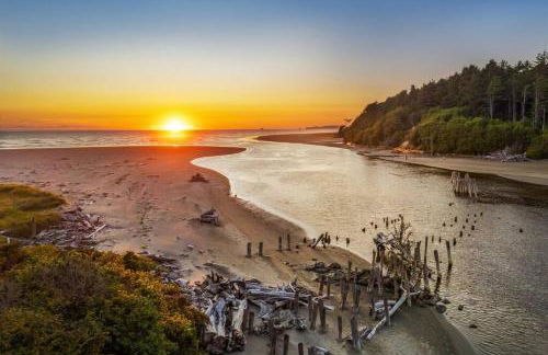 180 Degree Pacific Ocean Moclips River Views - Photo 24