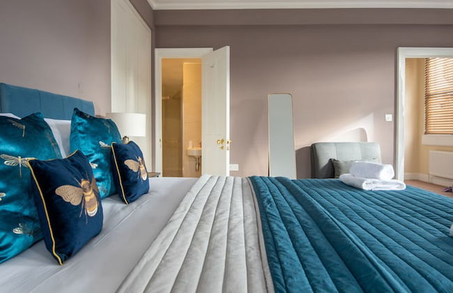 Dream Stays Bath- Barton House Townhouse - Photo 8