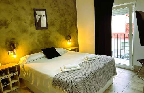 Apartamento independiente con parking privado gratuito y terraza de ensueño junto al Teatro Romano - Foto 13