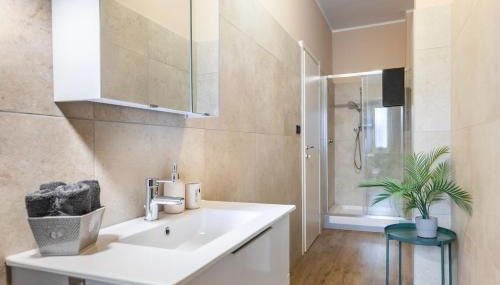 5 min da Metro Industrial Design Suite - Photo 3, Shower