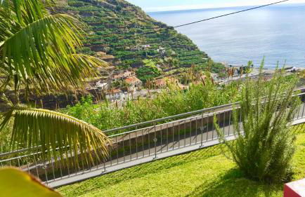 Pink House - Photo 26