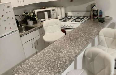 Beautiful cozy place in HEART MANHATTAN - Photo 7