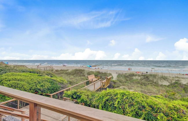 Lighthouse by Avantstay Beachfront View Home w/ Pool Table & Ping Pong - Foto 53