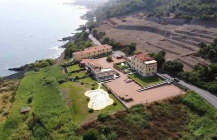 Incanto sul mare con enorme terrazza e piscina - Foto 3