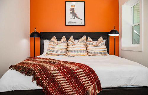 Urban Oasis - A Newly Renovated 4BR Dream - Foto 21