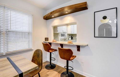 Contemporary Townhome about 7 Mi to Dtwn Raleigh! - Foto 7