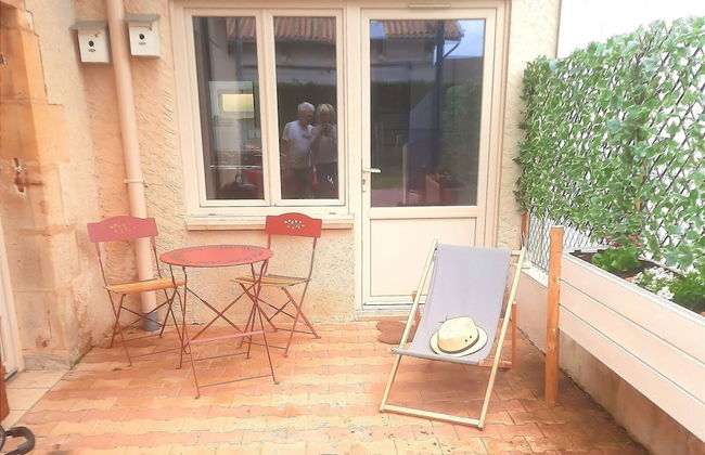 Cosy Holiday Home in Bergerac With Terrace - Foto 15
