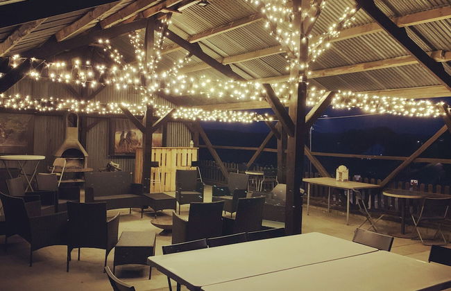 Charming Farmhouse With Large Terrace - Foto 45