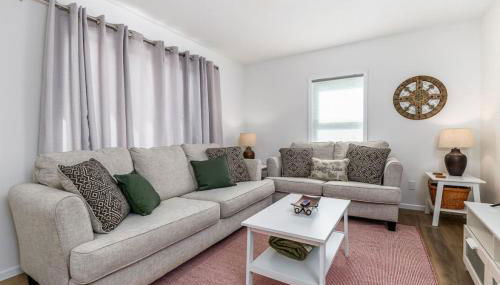 Annies on Adair - NO Step Entry - Photo 3