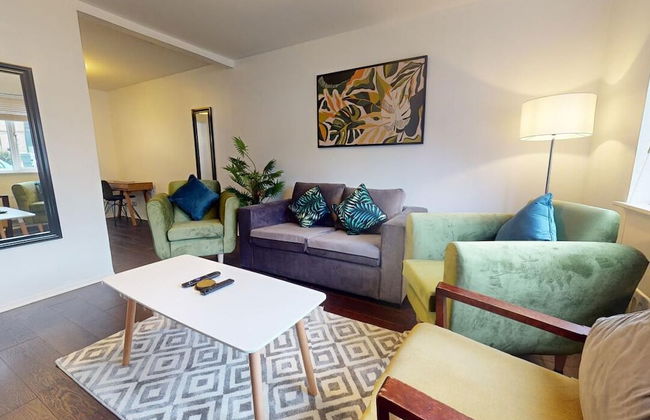 Parlaunt House - 3 Bedroom With Free Parking - Foto 17