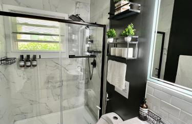 Calm 4BR-3BA 10 min DT Airport by LSP Homes - Foto 32