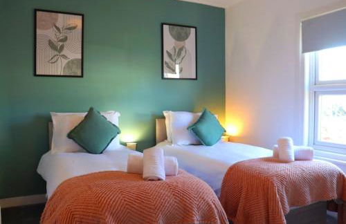 Hope Cottage In Slough With Parking - Foto 5