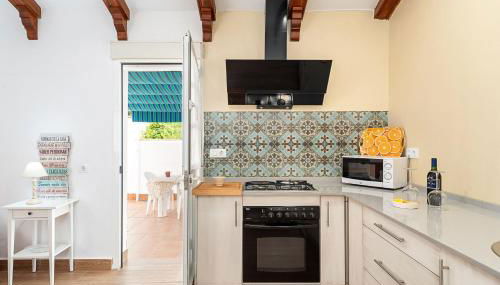 Apartamento en la playa con terraza - Foto 2