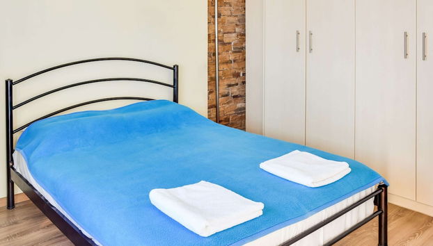 Alluring Holiday Home in Syros With Barbecue - Foto 3, Quarto