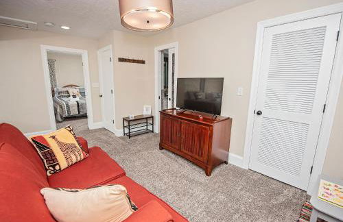 The Cherry St House near Missouri State University - Foto 22